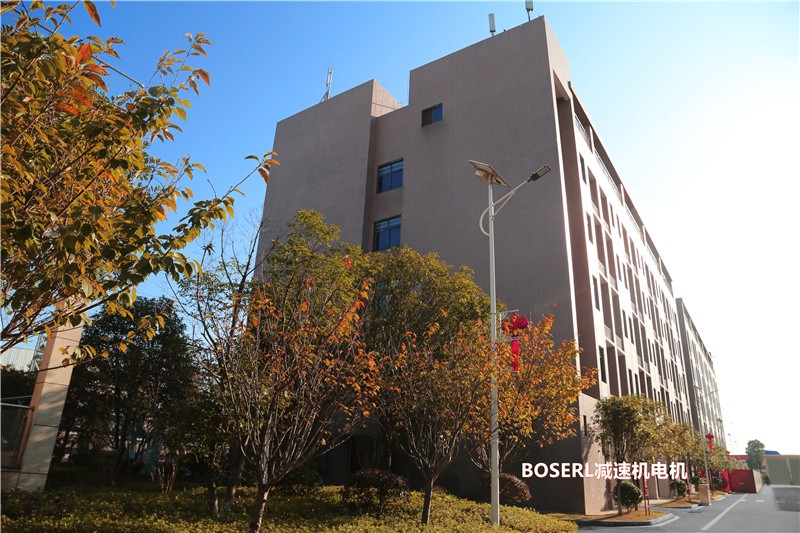 1690183928181494.jpg 齒輪減速馬達(dá)一體式